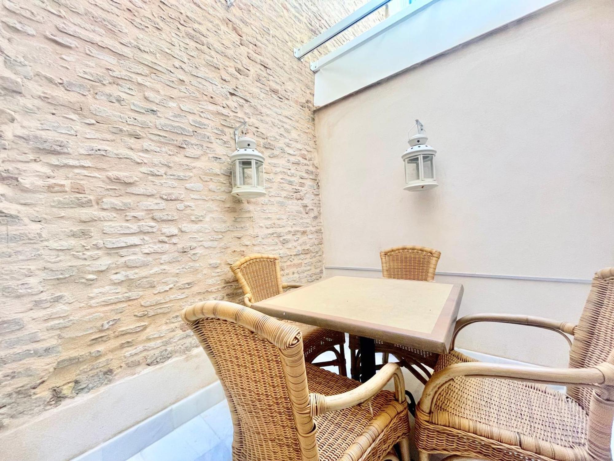 Appartement Click Triana - Patio Privado à Séville Extérieur photo